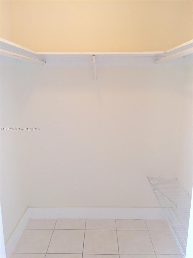 Building Photo - 11378 W Flagler St