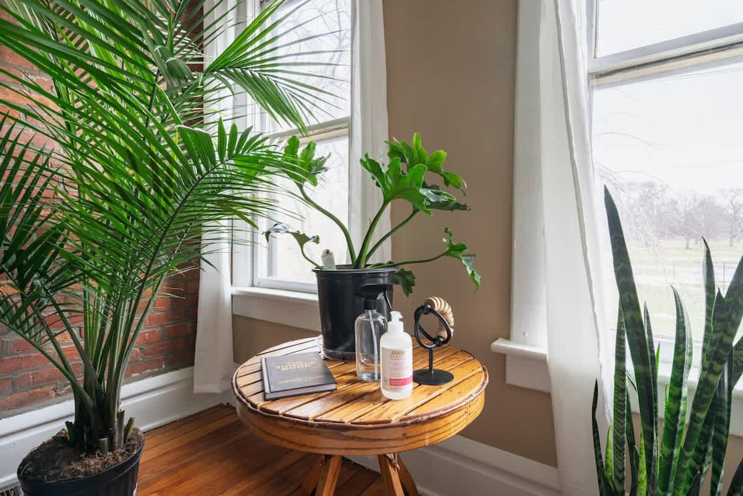 Building Photo - 621 Dennison Ave