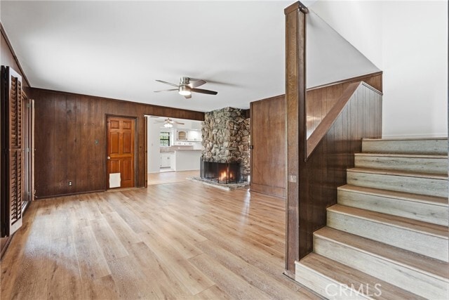 Building Photo - 6637 Balcom Ave