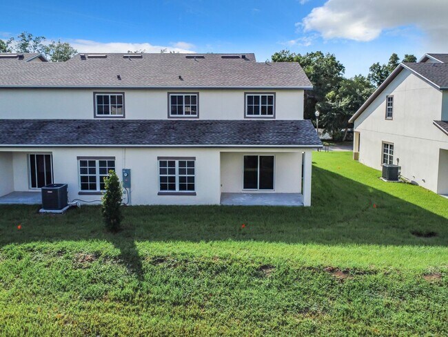 Building Photo - Townhouse For Lease in Saint Cloud