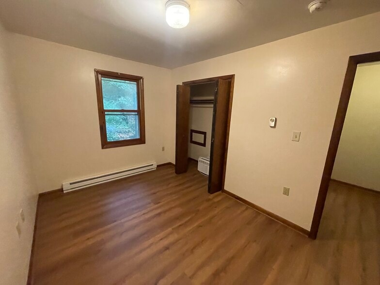 Bedroom 2 - 223 Oakwood Ave