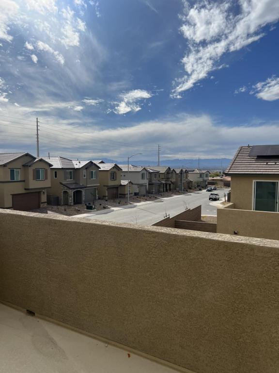Building Photo - 2825 Overlook Brk St