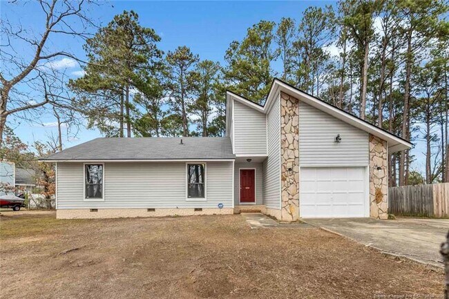 Primary Photo - 7005 Pantego Dr