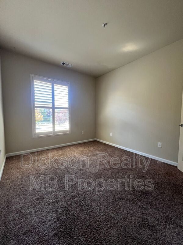 Building Photo - 17000 Wedge Pkwy