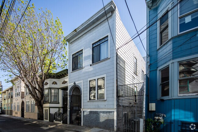 Primary - 10 Sumner St
