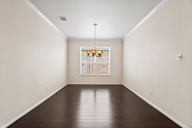 Building Photo - 46 Black Swan Ct