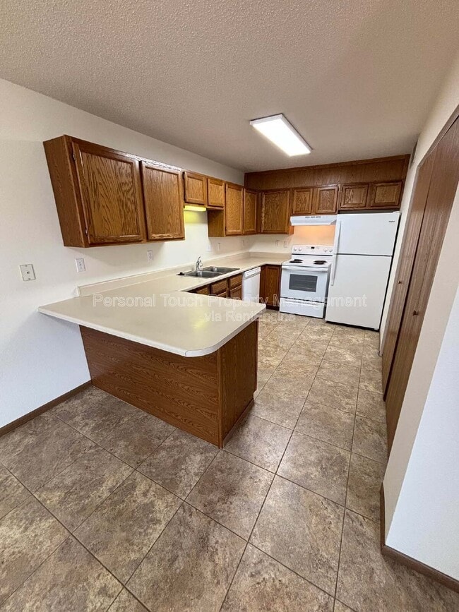 Building Photo - 455 22nd St E