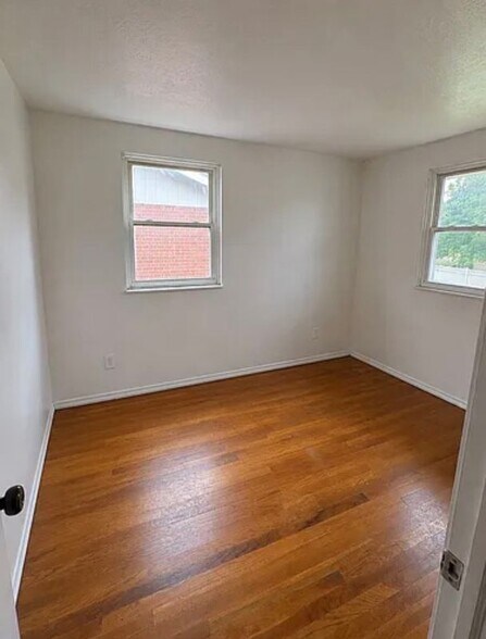 Building Photo - 1317 Barnett Rd