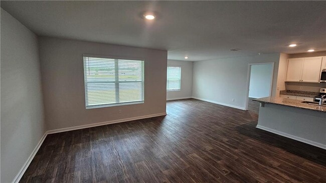Building Photo - 511 Autumns Wood Cir