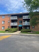 Building Photo - 1241 N Winslowe Dr