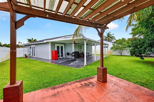 Building Photo - 1710 SW 83rd Terrace