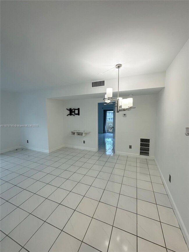 Building Photo - 8400 Byron Ave