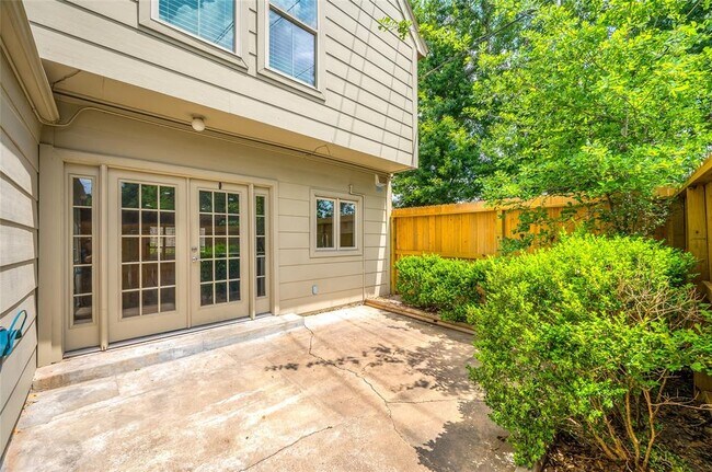 Building Photo - 14719 Barryknoll Ln