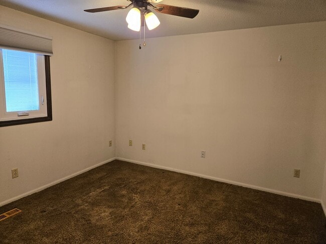 Building Photo - 7318 Wrangler Trail