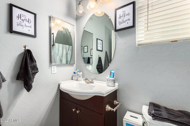 Building Photo - 34923 N 30th Ave