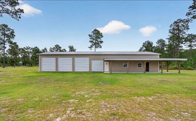 Building Photo - 14157 Glen Farms Dr