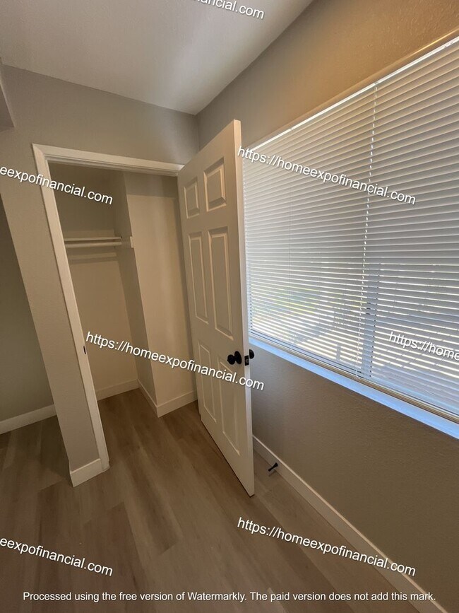 Building Photo - Nice Home For Rent