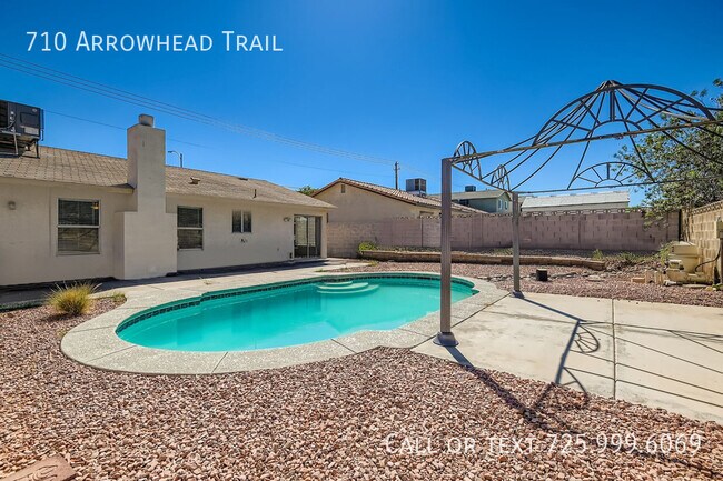 Primary Photo - 710 Arrowhead Trail