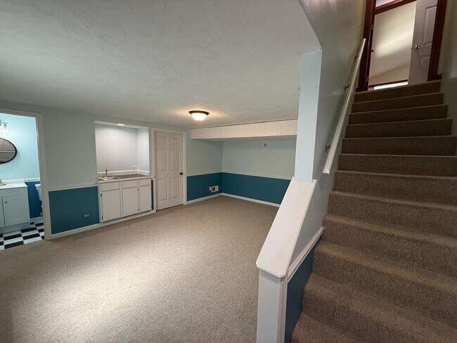 Building Photo - 2610 Barley Ct