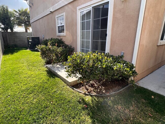 Building Photo - 16510 La Salle Ave