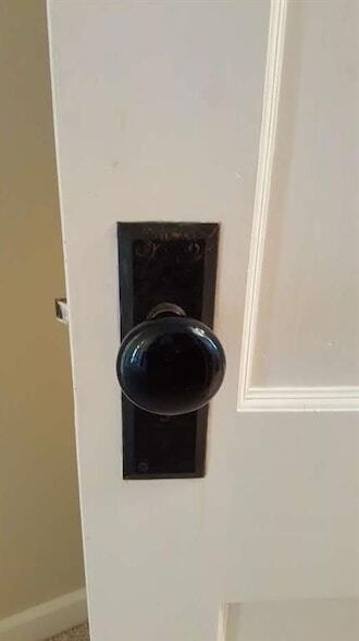 Building Photo - 316 1/2 E 7th Street Unit