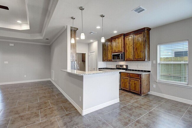 Building Photo - 7530 Sable Creek Dr