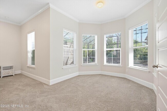 Building Photo - 80 Lazy Crest Dr