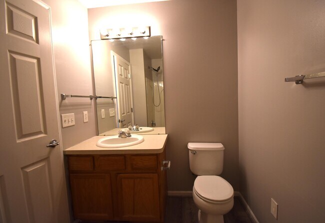 Building Photo - 44725 Ellery Ln