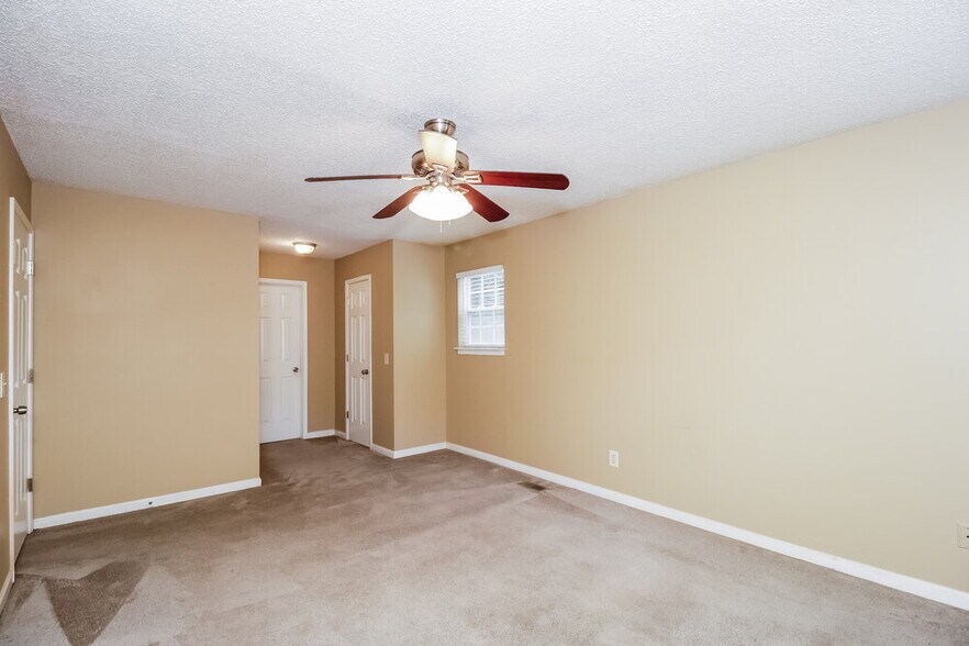 Building Photo - 3138 Jessica Dr