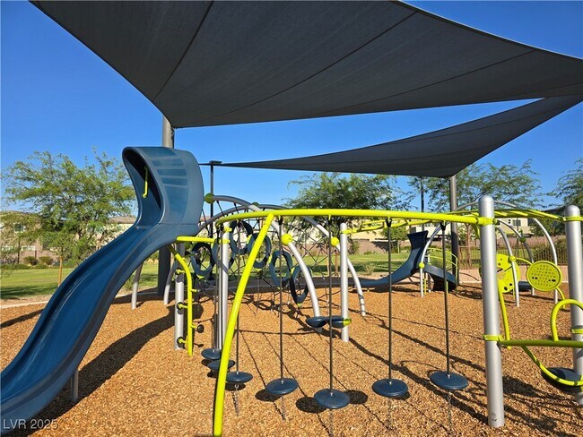 Building Photo - 375 Powell Crst Dr