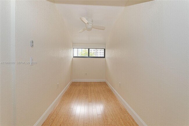 Building Photo - 231 Poinciana Island Dr