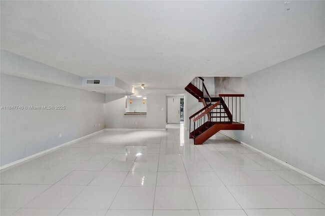 Building Photo - 20607 NE 7th Ct