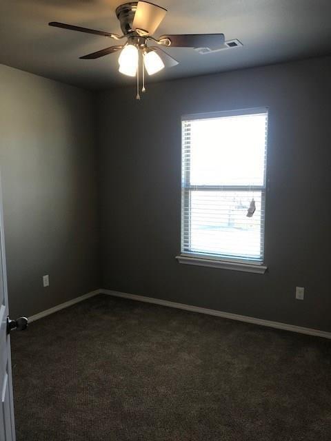Building Photo - 604 SW Loudon Dr