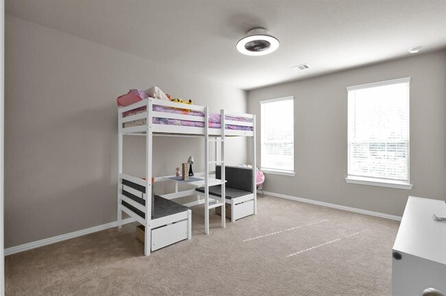 Building Photo - 17052 Easter Lily Dr