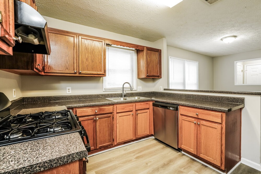 Building Photo - 2318 Wellington Cir