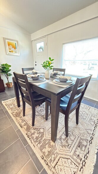 Dinning Room - 10603 Thomaswood Ln