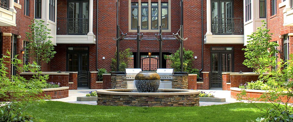 Primary Photo - 2810 Selwyn Ave