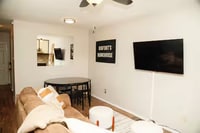 Building Photo - 604 White Mountain Dr