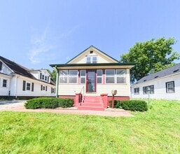 Building Photo - Newly updated 3 bedroom 2 bathroom home