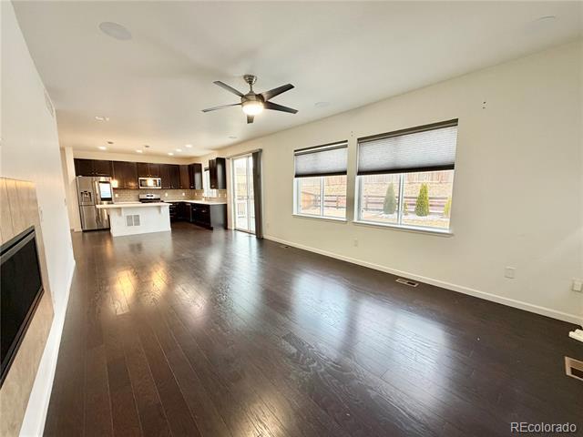 Building Photo - 11056 Hayloft St