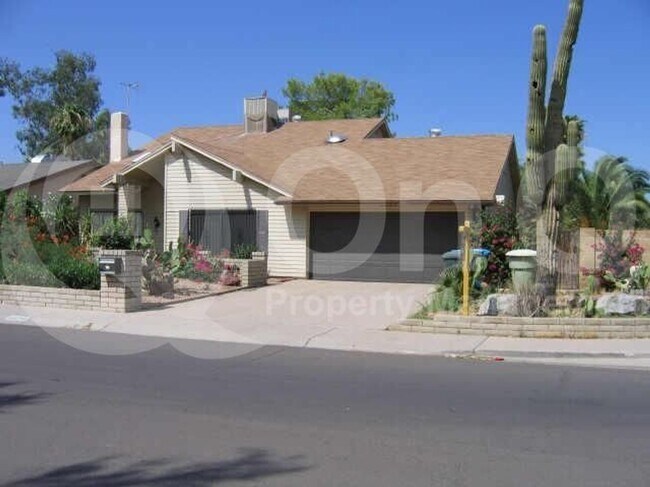 Primary Photo - 6630 S 42nd St
