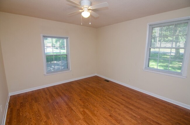 Building Photo - 3601 Hobbs Rd