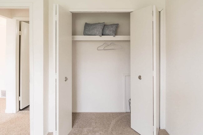 Interior Photo - Aspen Chase