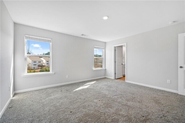 Building Photo - 4646 Waxwing St