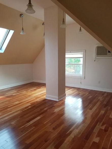 Building Photo - 11 Pennsylvania Ave