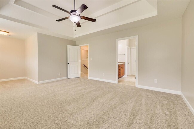 Building Photo - 127 Radcliff Dr