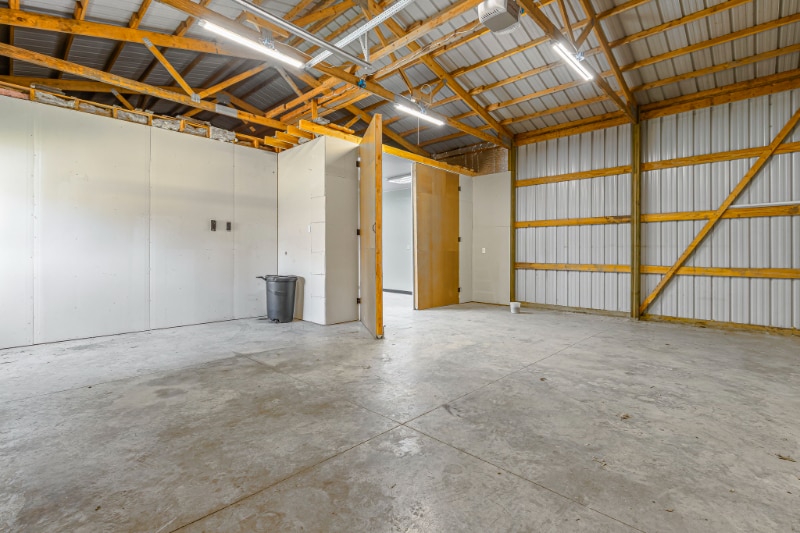 Building Photo - 614 Poplar St
