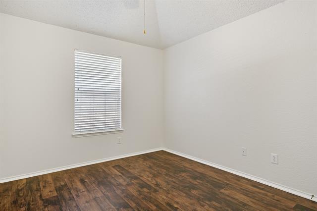 Building Photo - 7120 Bramblebush Dr
