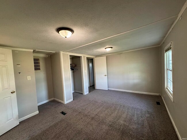 Building Photo - 800 Clark St