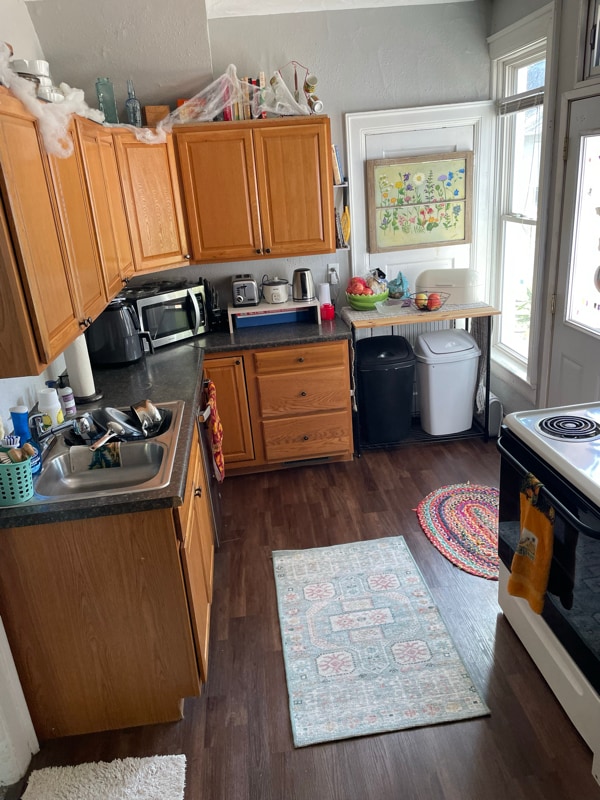 Building Photo - 303 State St